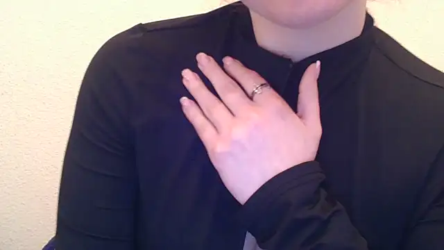 Snapshot of mery_lou20252 chatting on March 2026 05:18:02 PM mery lou20252 online show from March 2026 05:18:02 PM