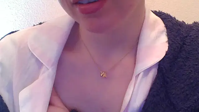 Snapshot of mery_lou20252 chatting on March 2026 03:12:01 PM mery lou20252 online show from March 2026 03:12:01 PM