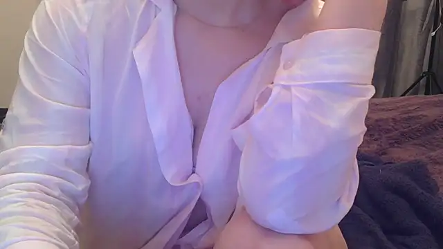 Snapshot of mery_lou20252 chatting on April 2026 07:07:01 PM mery lou20252 online show from April 2026 07:07:01 PM