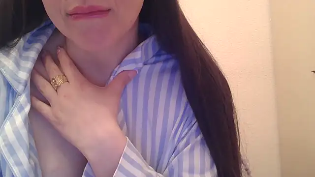 Snapshot of mery_lou20252 chatting on April 2026 08:25:02 PM mery lou20252 online show from April 2026 08:25:02 PM