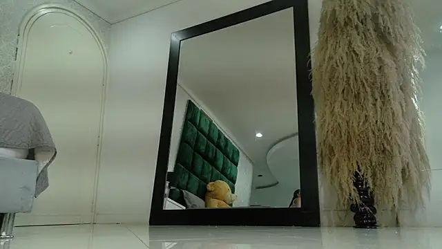 Snapshot of Sasha_Sin chatting on April 2026 11:11:01 AM Sasha Sin online show from April 2026 11:11:01 AM