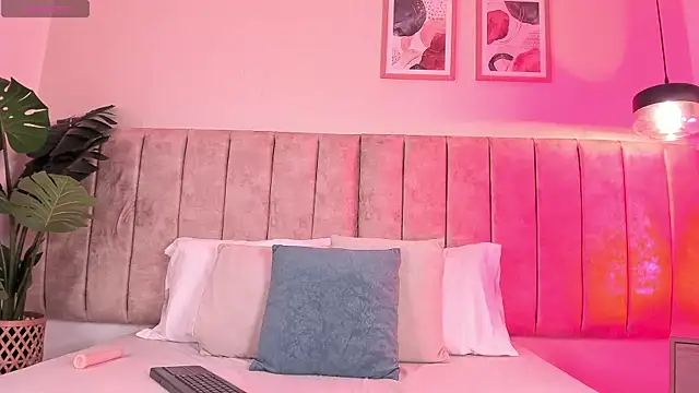 Snapshot of alissonvega chatting on March 2026 01:00:02 PM alissonvega online show from March 2026 01:00:02 PM