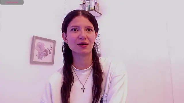 Snapshot of sofy_bonnet1 chatting on April 2026 01:16:01 PM sofy bonnet1 online show from April 2026 01:16:01 PM