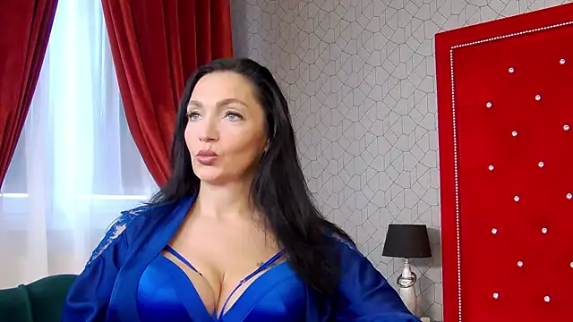 Snapshot of GraceMontclaire chatting on April 2026 10:50:01 AM GraceMontclaire online show from April 2026 10:50:01 AM