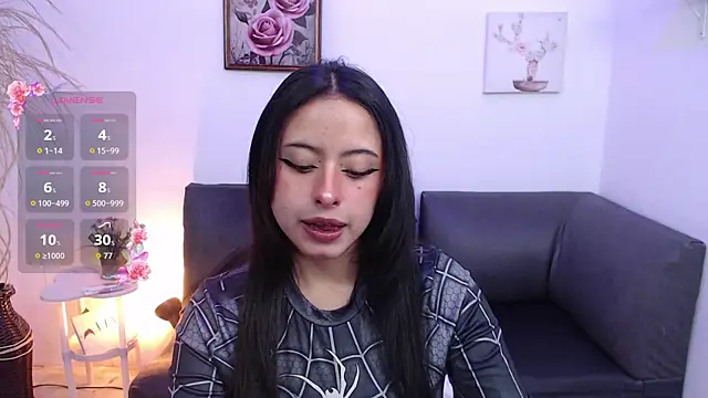 Nina petitte online show from April 2026 11:52:02 AM