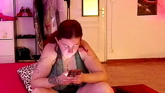 C0chonne59  online show from April 2026 05:50:02 PM