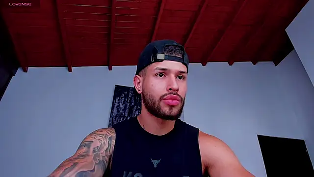 Snapshot of Santos_ramirez1 chatting on April 2026 01:52:02 PM Santos ramirez1 online show from April 2026 01:52:02 PM