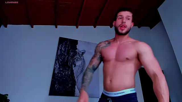 Snapshot of Santos_ramirez1 chatting on April 2026 03:09:02 PM Santos ramirez1 online show from April 2026 03:09:02 PM