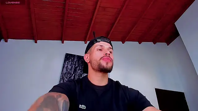 Snapshot of Santos_ramirez1 chatting on April 2026 02:44:01 PM Santos ramirez1 online show from April 2026 02:44:01 PM