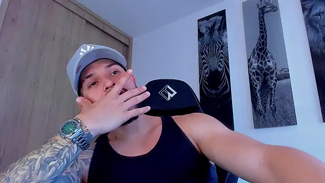 Snapshot of Santos_ramirez1 chatting on July 2026 03:05:01 PM Santos ramirez1 online show from July 2026 03:05:01 PM