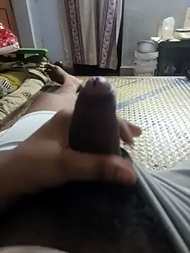 Snapshot of Macha04 chatting on April 2026 07:15:01 PM Macha04 online show from April 2026 07:15:01 PM