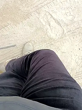 oneeyedwonder96 online show from April 2026 08:42:01 AM