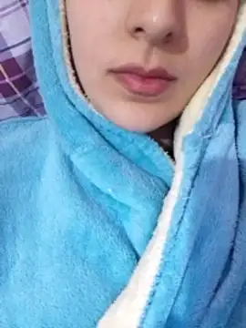 Snapshot of Salma-23 chatting on April 2026 08:58:02 PM Salma-23 online show from April 2026 08:58:02 PM