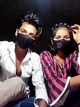 COUPLE-HOTS online show from March 2026 05:46:01 PM