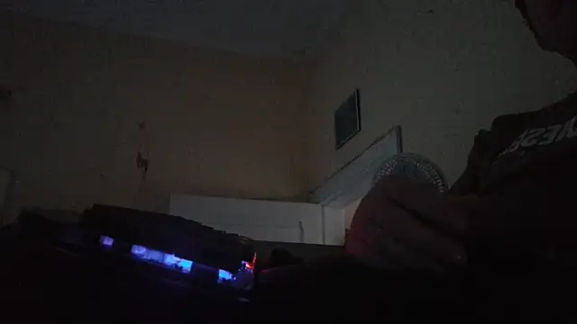 Snapshot of Sueliton2 chatting on March 2026 08:58:02 PM Sueliton2 online show from March 2026 08:58:02 PM