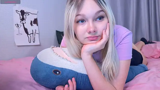 Snapshot of Dallass_ss chatting on April 2026 04:30:01 PM Dallass ss online show from April 2026 04:30:01 PM