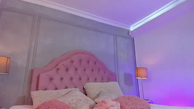 Snapshot of Mia_Culpa chatting on April 2026 07:08:02 PM Mia Culpa online show from April 2026 07:08:02 PM