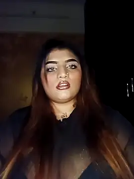 Sanaya Gil online show from April 2026 05:19:02 PM