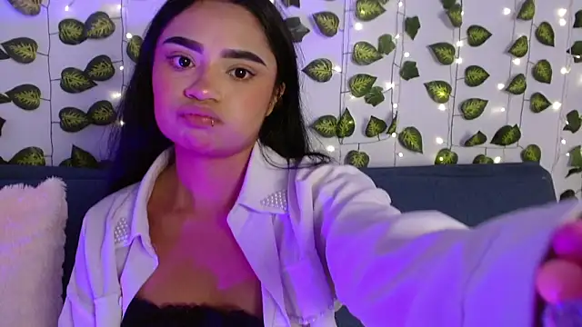 angie boo1 online show from April 2026 10:32:02 PM