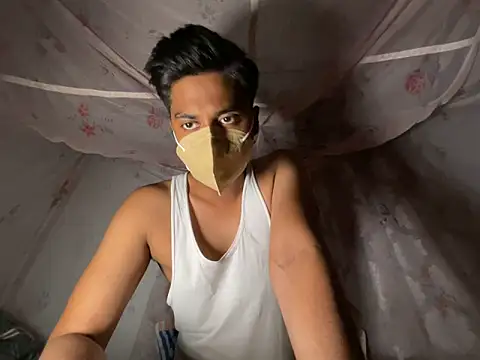 sinner2511 online show from March 2026 04:40:01 PM