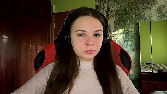 ThedaStrevell online show from April 2026 04:21:02 PM