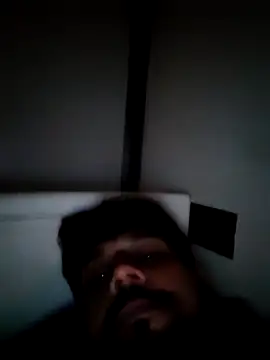 Snapshot of B_S0051 chatting on April 2026 06:31:01 PM B S0051 online show from April 2026 06:31:01 PM