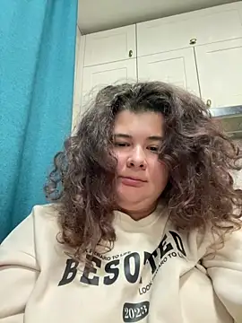 curly elise online show from April 2026 10:18:01 PM