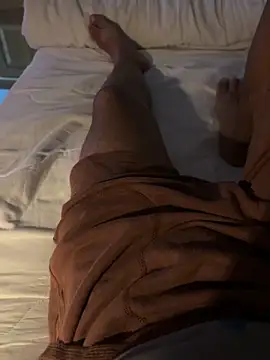 Kadenj92 online show from April 2026 08:35:02 PM