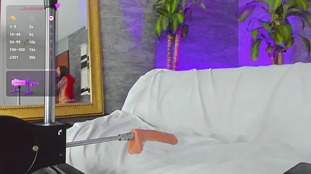 Lilith moonx online show from March 2026 09:09:02 PM