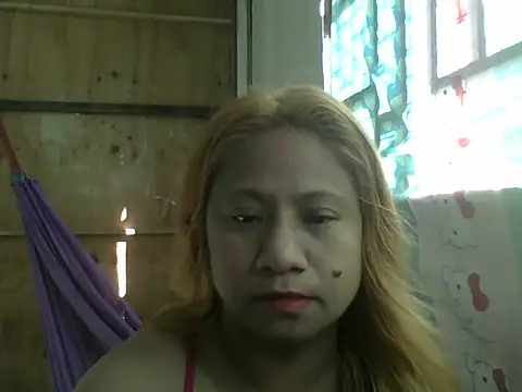 PinayChristine online show from April 2026 12:09:02 AM