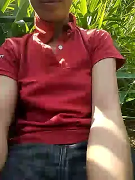 Snapshot of Lucky-beo chatting on May 2026 12:18:01 AM Lucky-beo online show from May 2026 12:18:01 AM