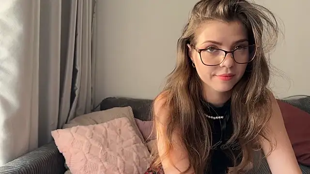 Snapshot of eva_si chatting on March 2026 10:19:02 AM eva si online show from March 2026 10:19:02 AM