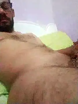 Snapshot of Alimohamed08 chatting on May 2026 11:23:04 PM Alimohamed08 online show from May 2026 11:23:04 PM