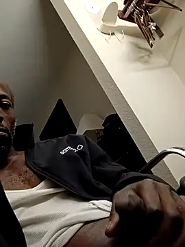 KingBlackStallion online show from April 2026 07:44:02 AM