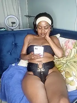 Snapshot of Sweet_Doll2 chatting on June 2026 07:27:01 PM Sweet Doll2 online show from June 2026 07:27:01 PM