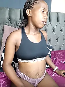 Cybil Hearts online show from April 2026 08:40:01 PM