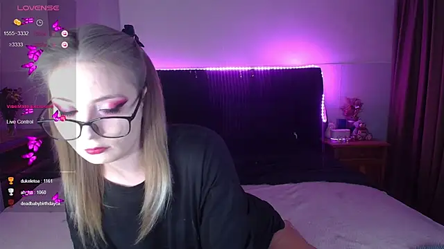 Snapshot of ammyska chatting on May 2026 01:44:01 AM ammyska online show from May 2026 01:44:01 AM
