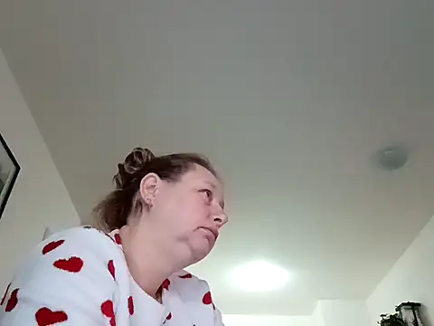 Snapshot of Jahudka47 chatting on April 2026 07:09:02 AM Jahudka47 online show from April 2026 07:09:02 AM