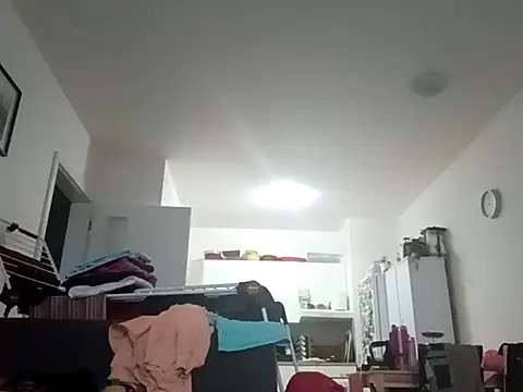 Snapshot of Jahudka47 chatting on April 2026 07:02:01 AM Jahudka47 online show from April 2026 07:02:01 AM