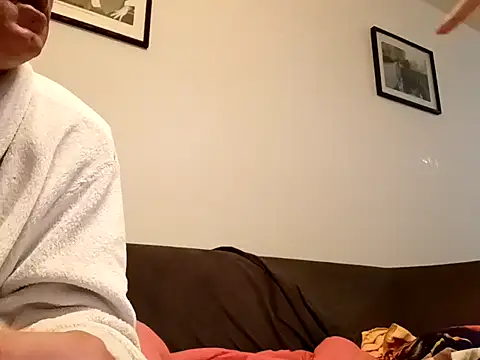 Snapshot of Jahudka47 chatting on April 2026 10:15:02 PM Jahudka47 online show from April 2026 10:15:02 PM