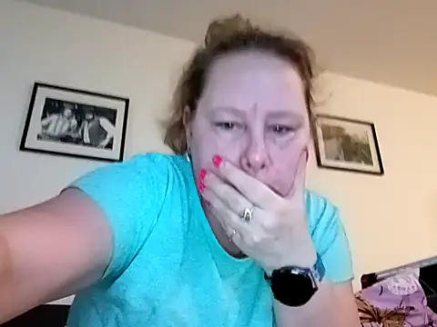 Snapshot of Jahudka47 chatting on April 2026 01:34:02 PM Jahudka47 online show from April 2026 01:34:02 PM