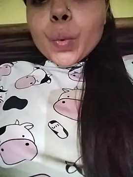 Snapshot of Wild_Kiara chatting on June 2026 01:25:02 PM Wild Kiara online show from June 2026 01:25:02 PM