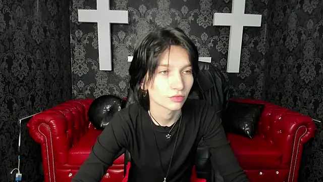 Snapshot of AdonBev chatting on April 2026 05:12:02 AM AdonBev online show from April 2026 05:12:02 AM