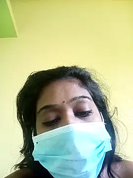 bannerjeesneha20 online show from April 2026 02:01:01 AM