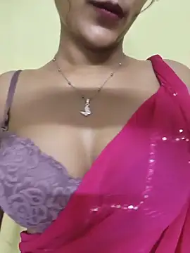 Snapshot of Rubina_Love chatting on June 2026 08:39:02 PM Rubina Love online show from June 2026 08:39:02 PM