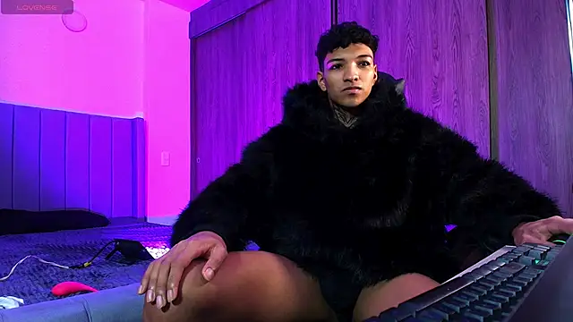 im Usuga online show from April 2026 08:17:02 AM