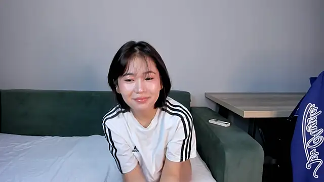 Snapshot of suareiko chatting on April 2026 01:14:01 AM suareiko online show from April 2026 01:14:01 AM