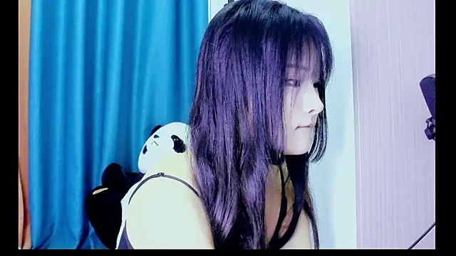 Snapshot of girllong520 chatting on April 2026 10:12:02 AM girllong520 online show from April 2026 10:12:02 AM