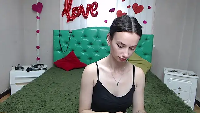 Je55icaBreeze online show from July 2026 05:12:01 AM