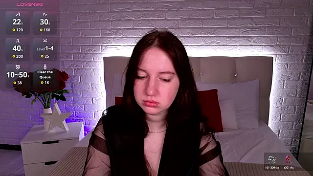 Elisabeth Binder online show from April 2026 03:37:02 AM